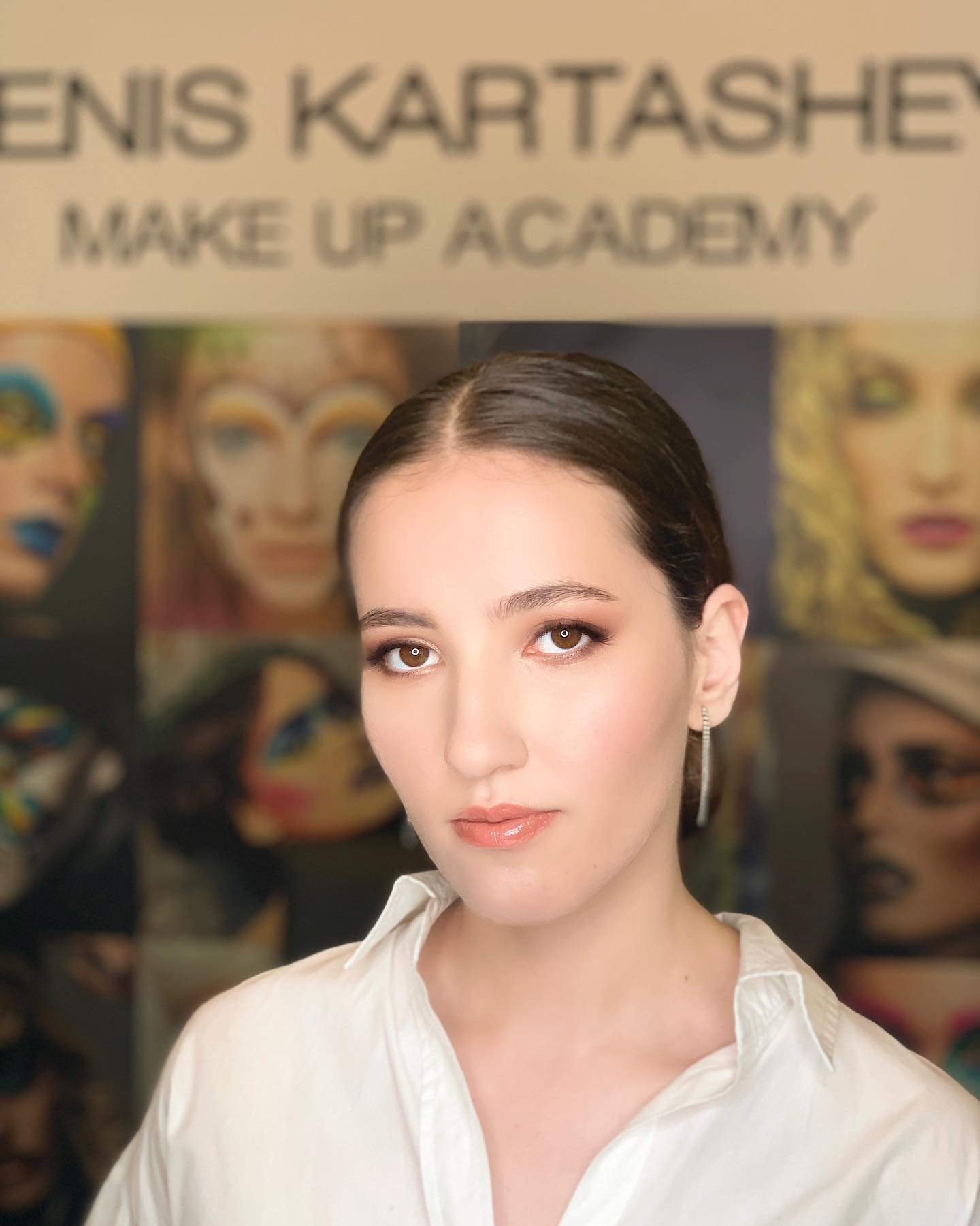 Editorial Makeup